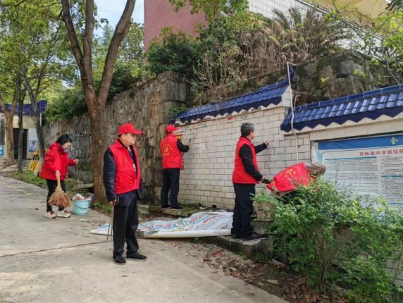 邵阳县蔡桥乡中学党支部开展环境卫生清扫活动 　　　　　　　