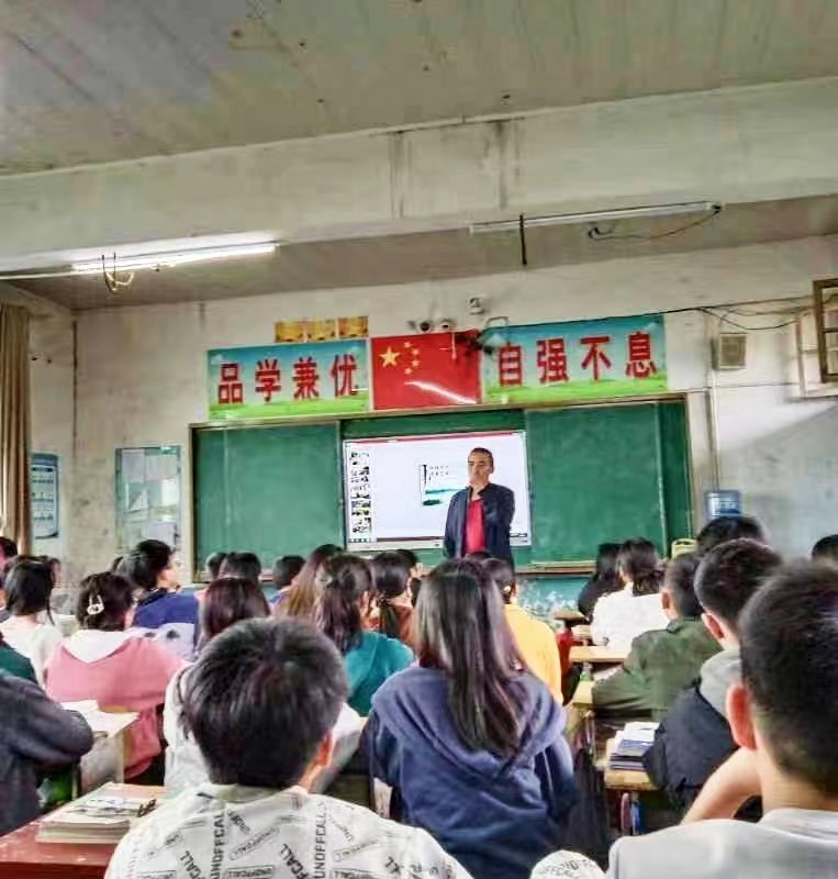 冲刺中考，青春无悔