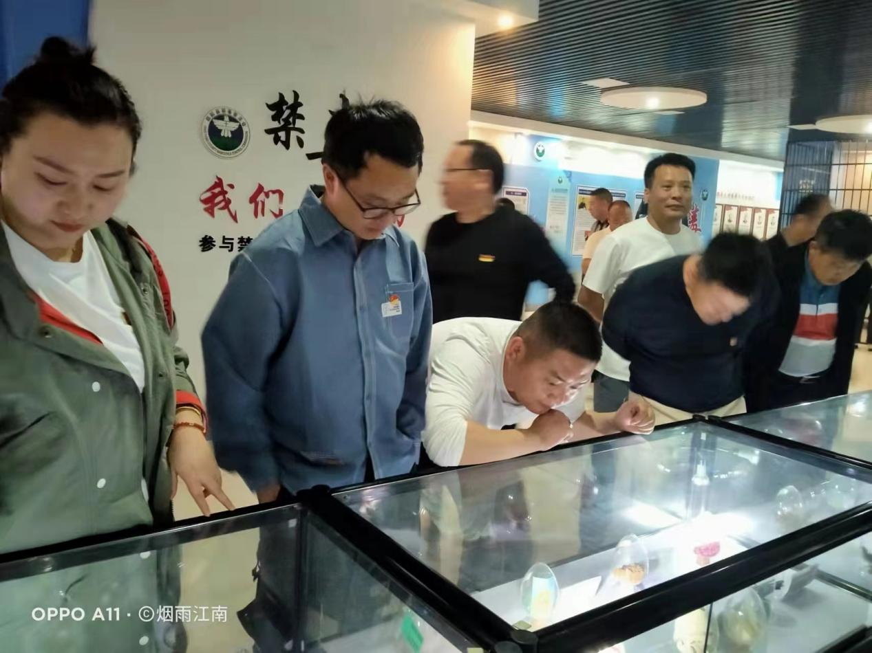 参观禁毒教育基地 筑牢禁毒思想防线