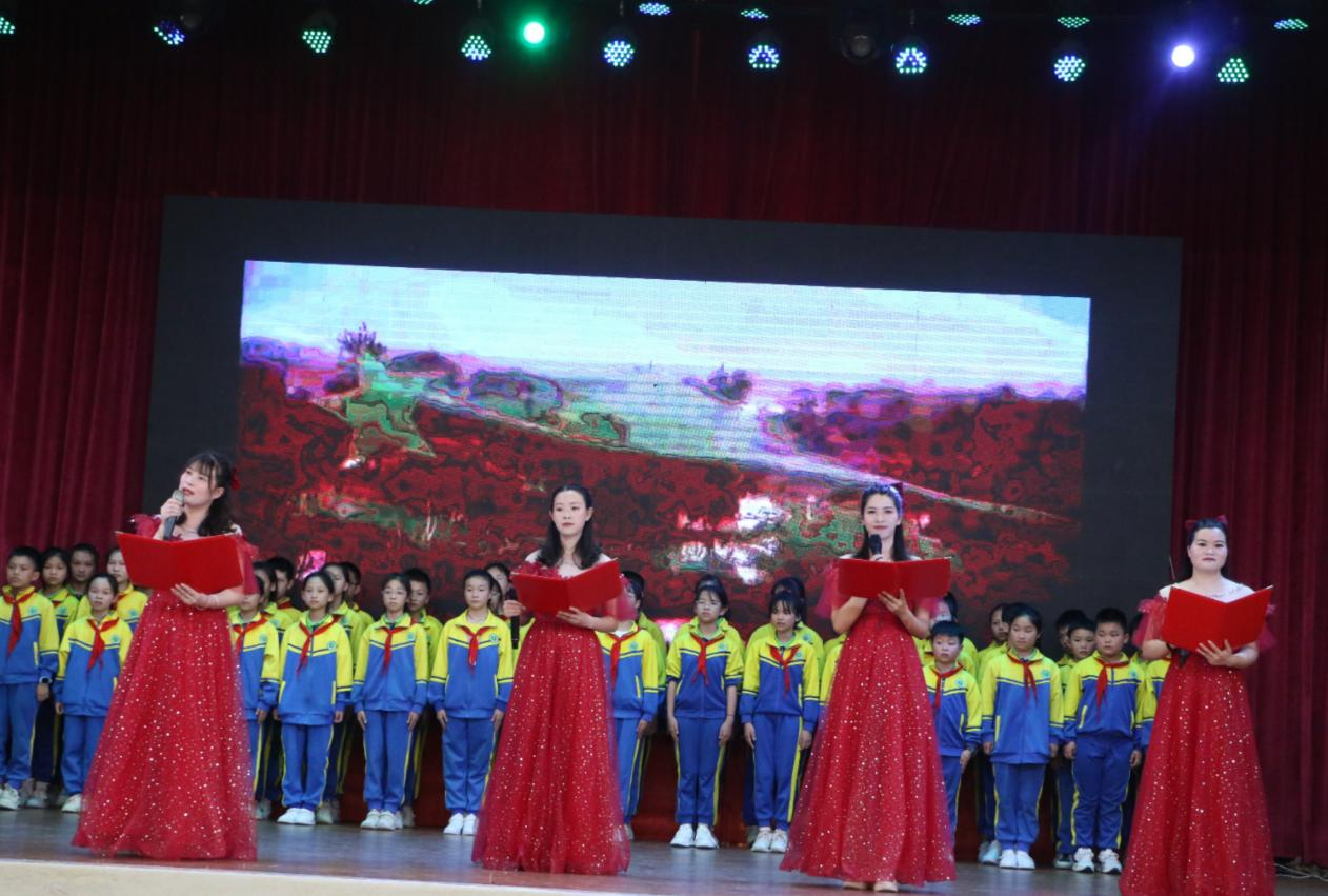 诵读经典文学 感受语言之美