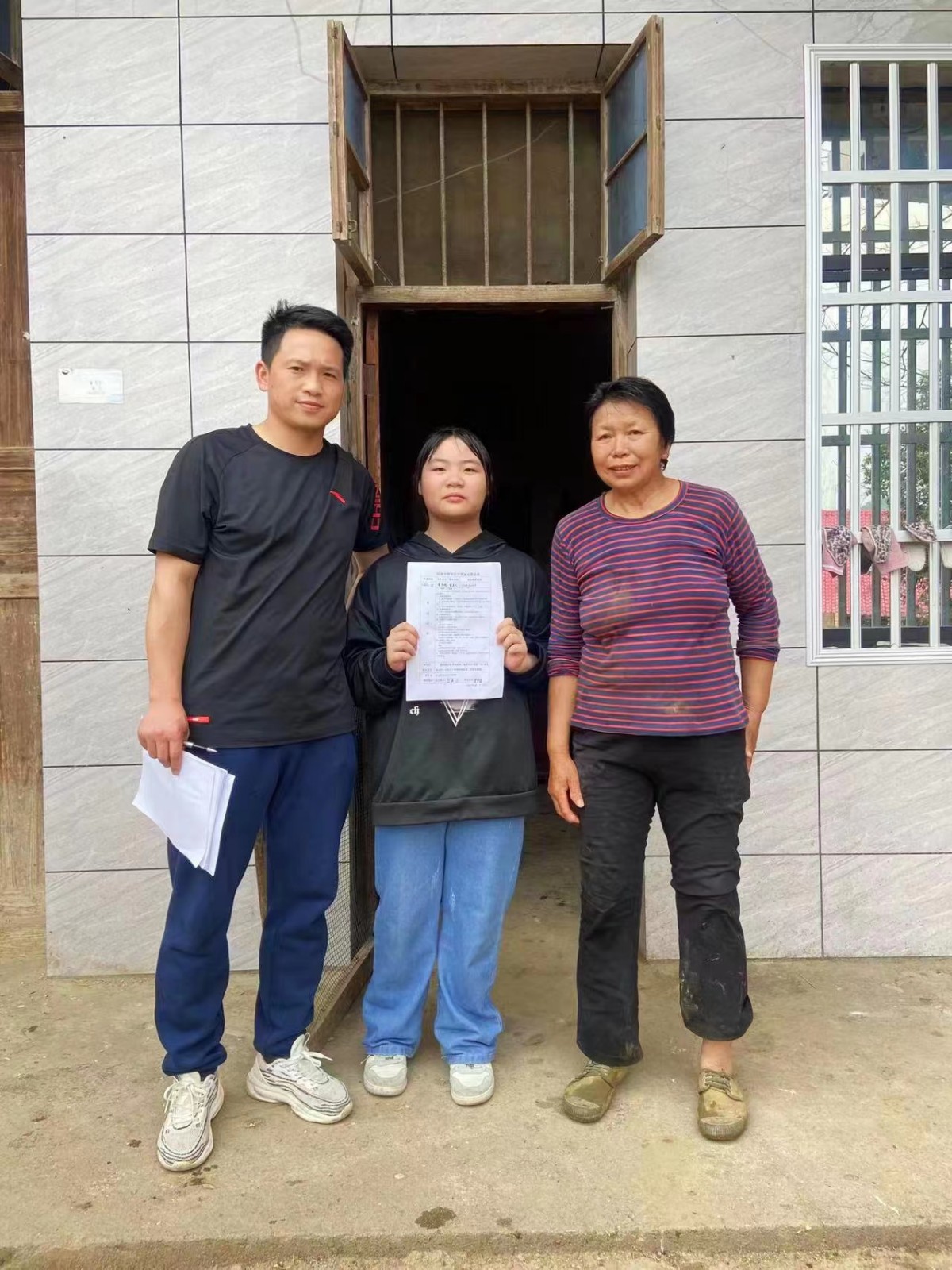 开展“防学生溺水”家访