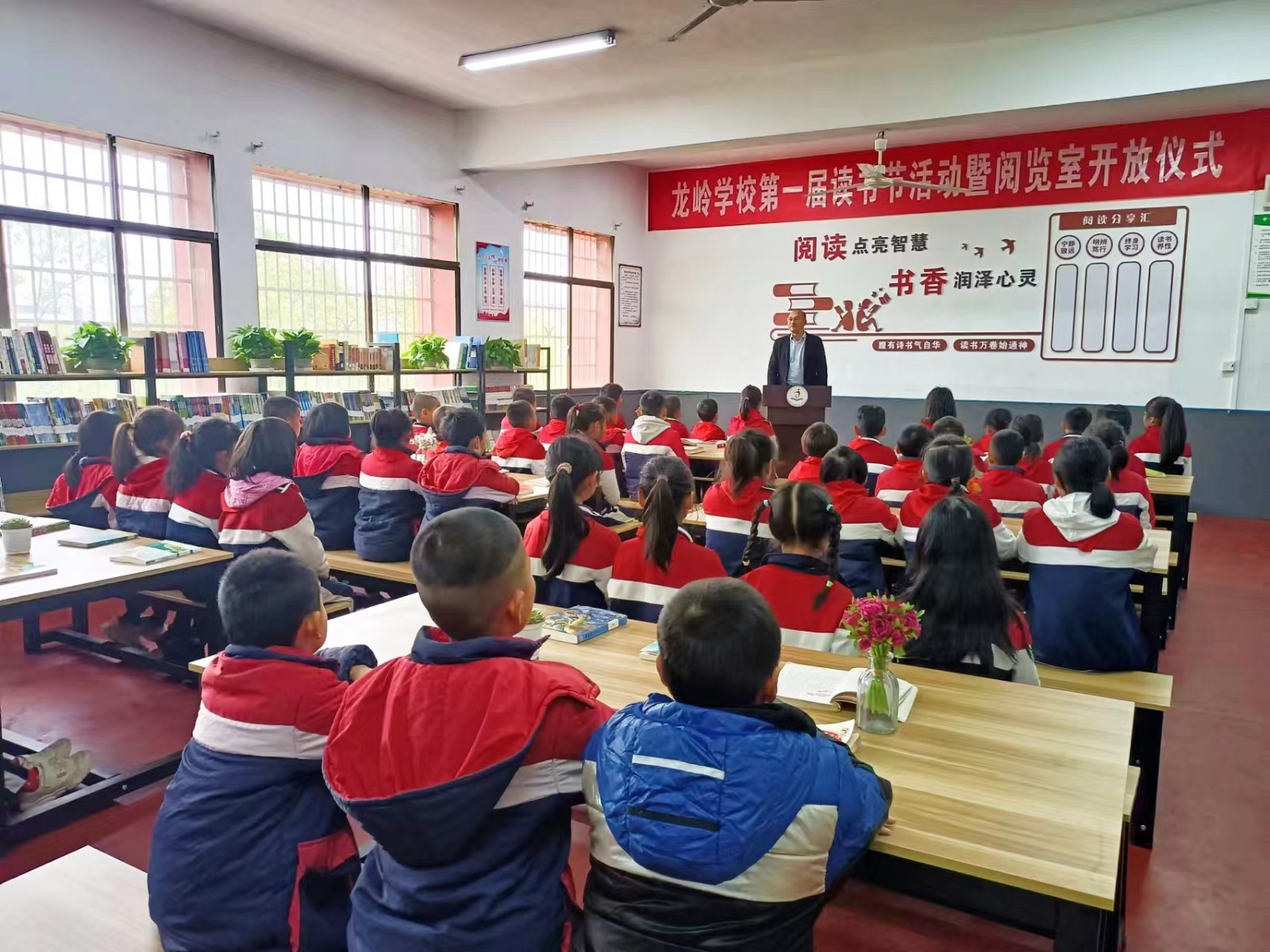 书香龙岭，小阅览室承载 “大梦想”