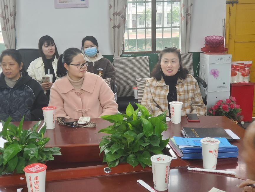 “积一时之硅步，臻千里之遥程”