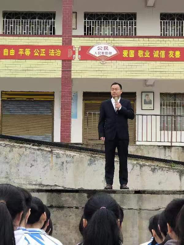 悦读书，读好书，润心灵