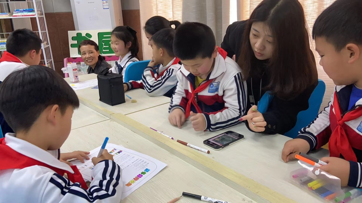 益阳市赫山区：小小读书会，浓浓书香润心田