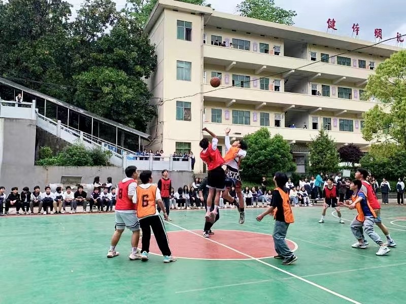 邵阳县小溪市乡中学篮球比赛活动开幕