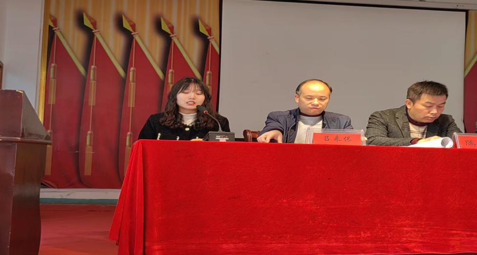 十五载桑梓情 助力家乡教育