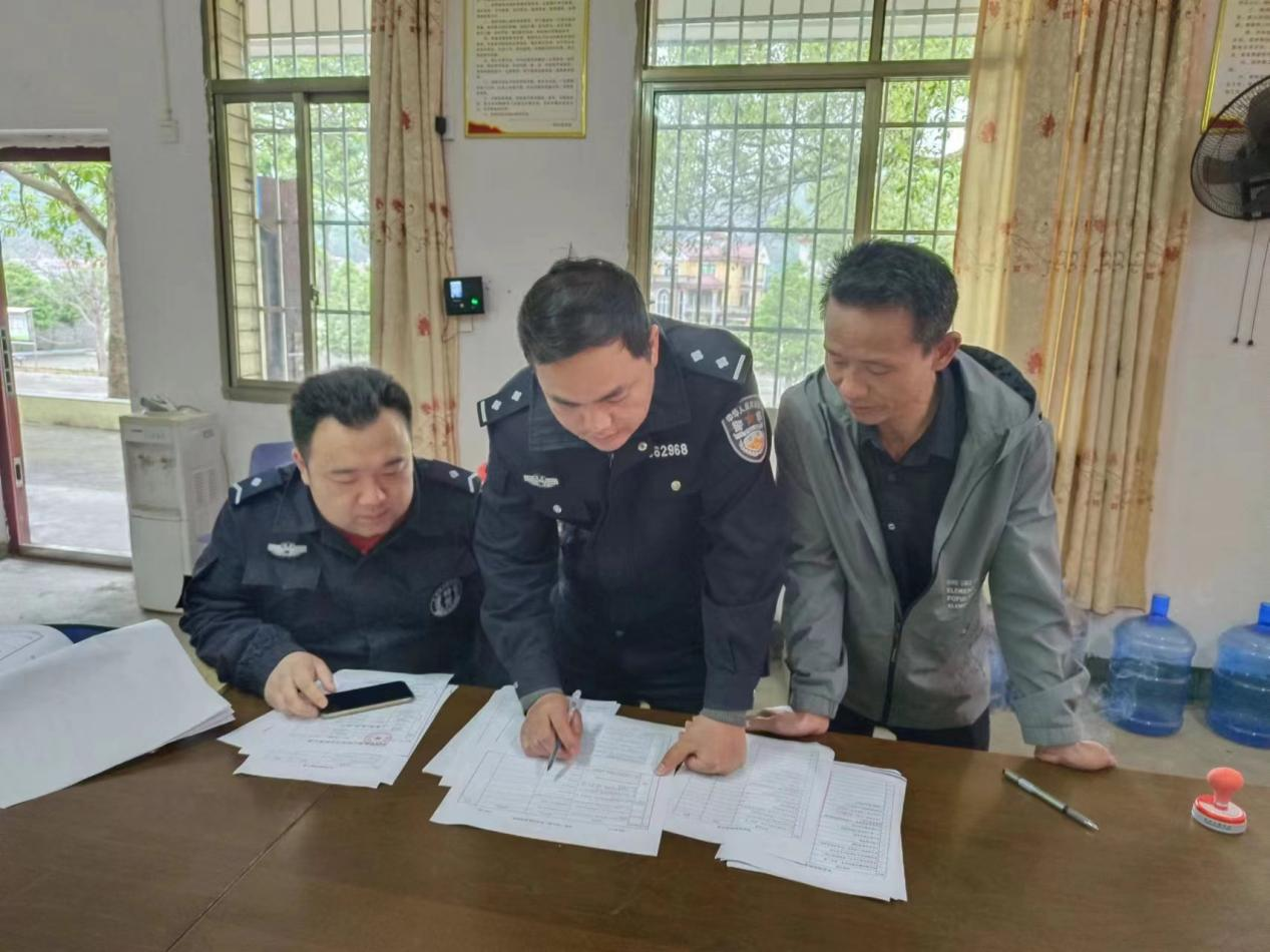 警校联动联防，共筑平安校园