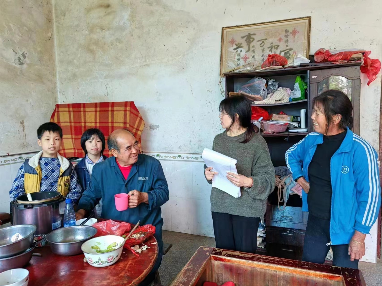 万塘乡白马田中心小学 开展防溺水家访