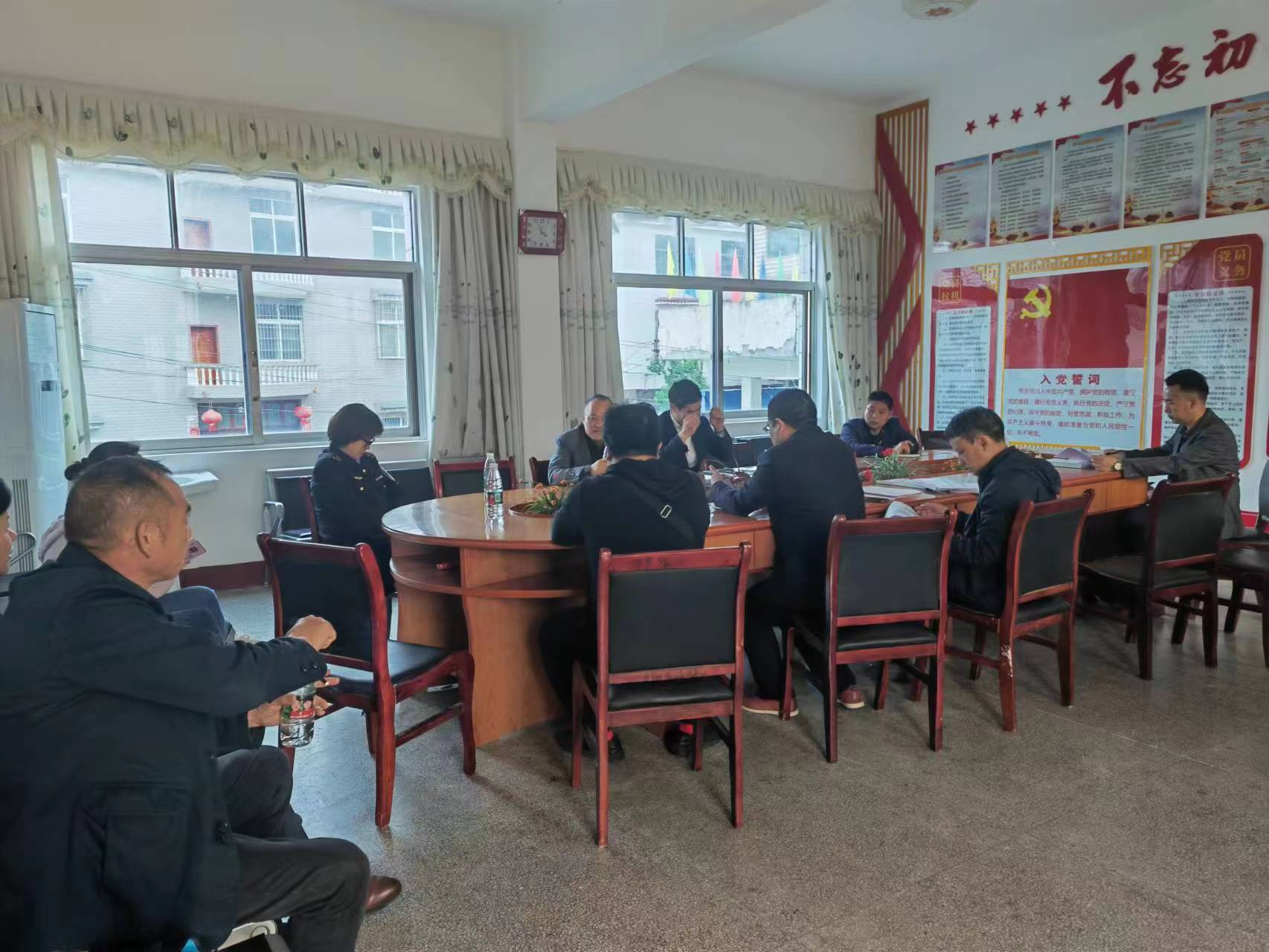 护航学生健康成长