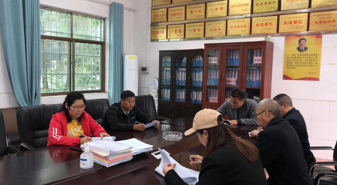 “研”途有你，共促成长