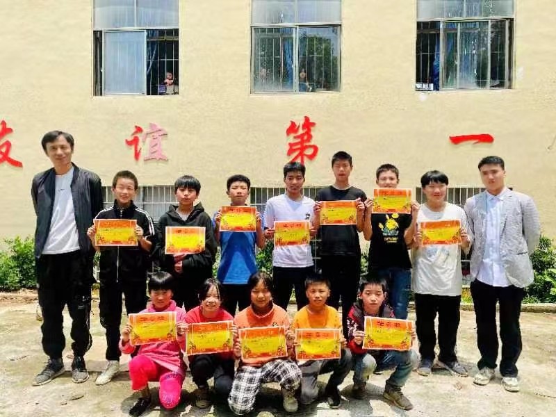 “少年智则中国智，少年强则中国强”