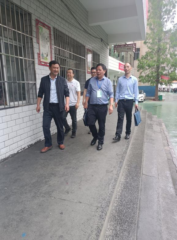 邵阳市省级视导员对邵阳县国家义务教育质量监测进行视导