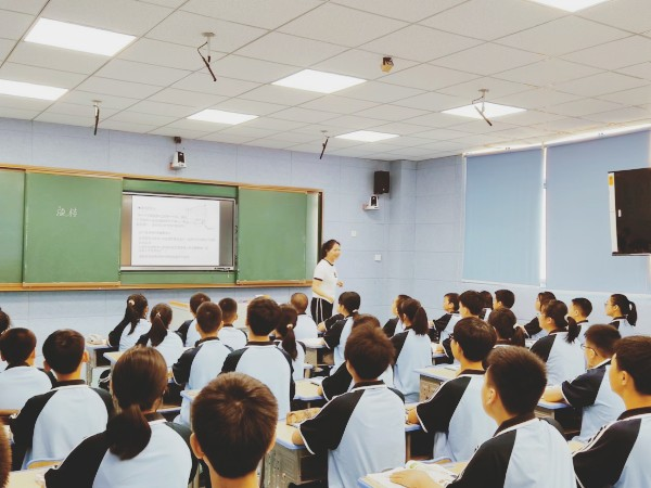 玉田初级中学开展教学比武