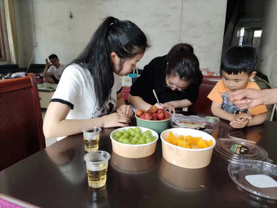 防溺水家访，我们在路上