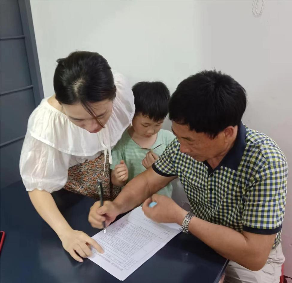 防溺水家访，我们在路上