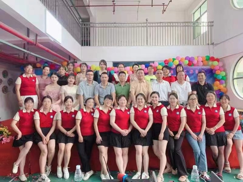 下花桥镇中心幼儿园“快乐六一，童享乐趣”文艺汇演活动纪实