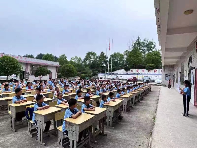 “桌”尔不凡庆六一