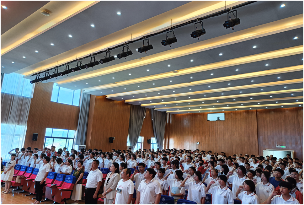 辰溪县妇联开展“不让毒品进我家”禁毒宣传进校园