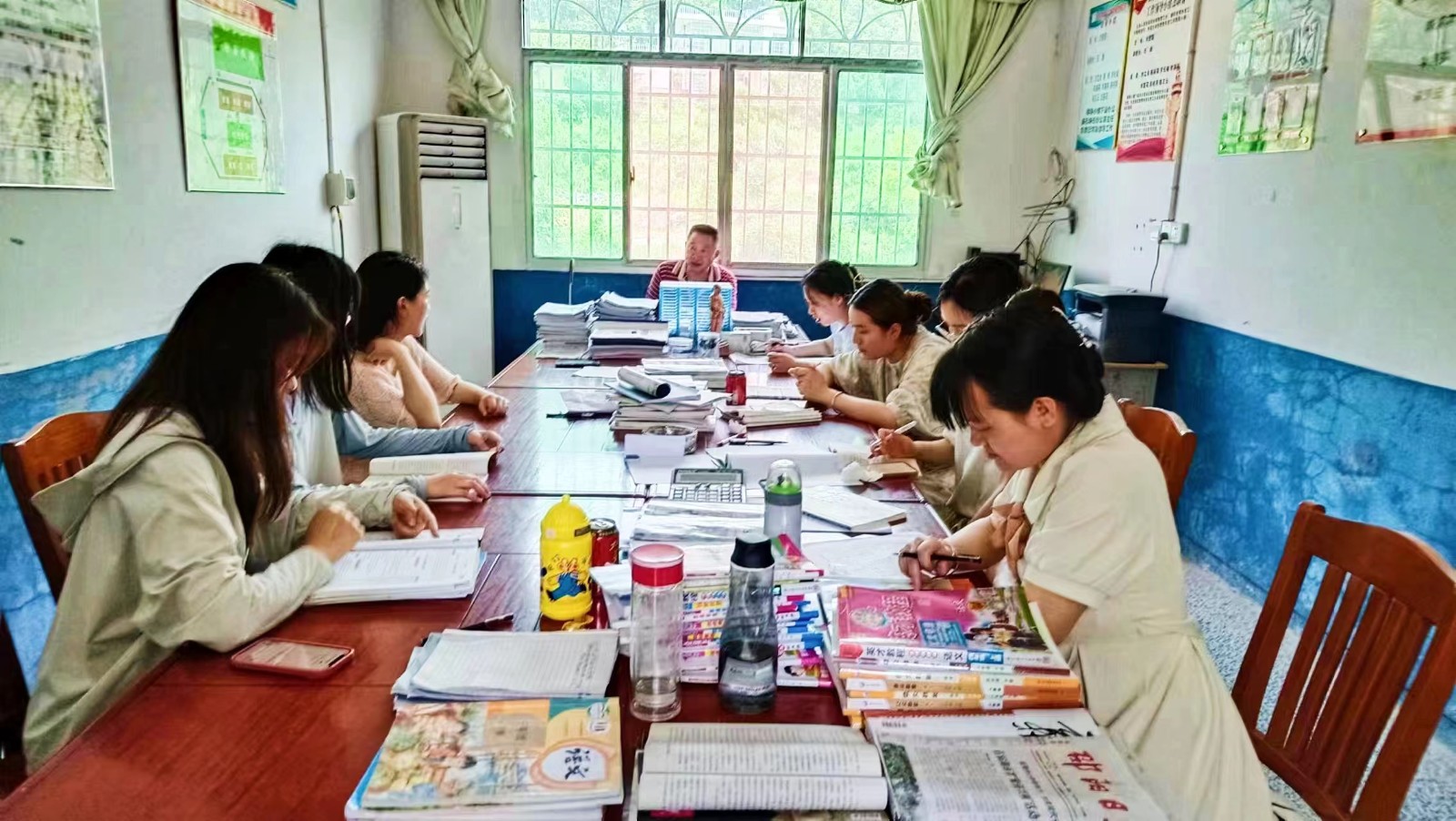 关怀送上门，家访暖人心