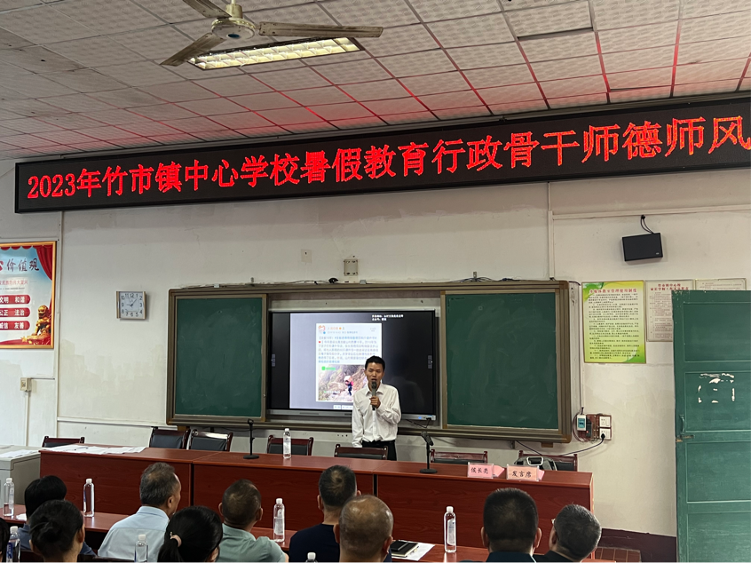 侯长亮：不做火柴做蜡烛