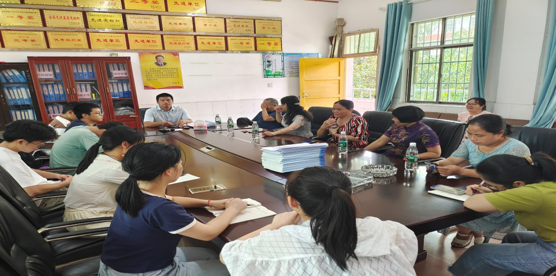 携手同行 共同成长