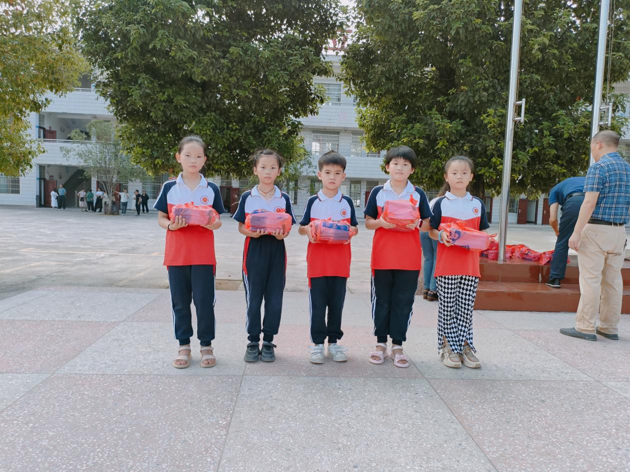 新征程 新篇章，新学期 新气象