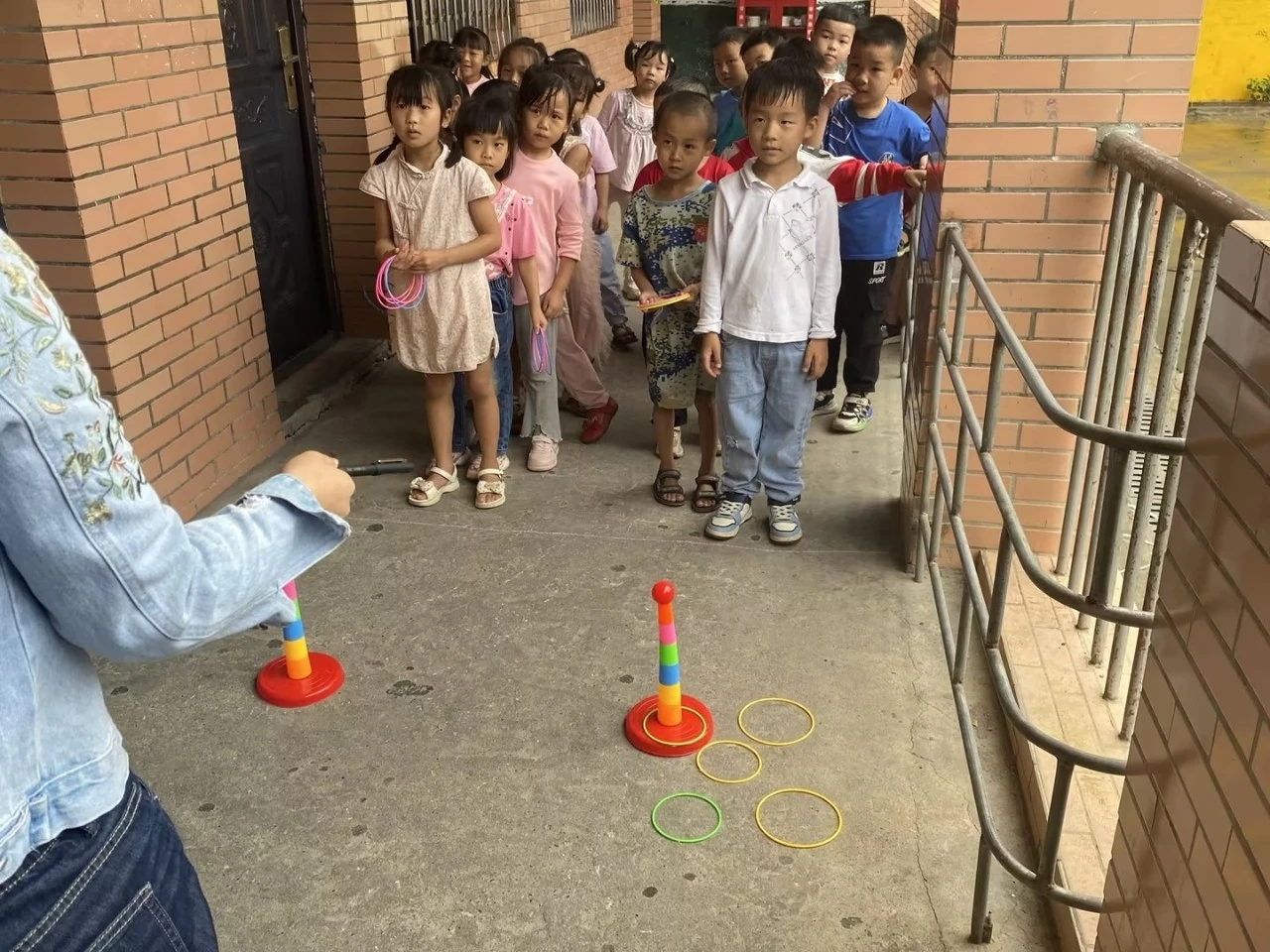 快乐课服，益趣竞赛