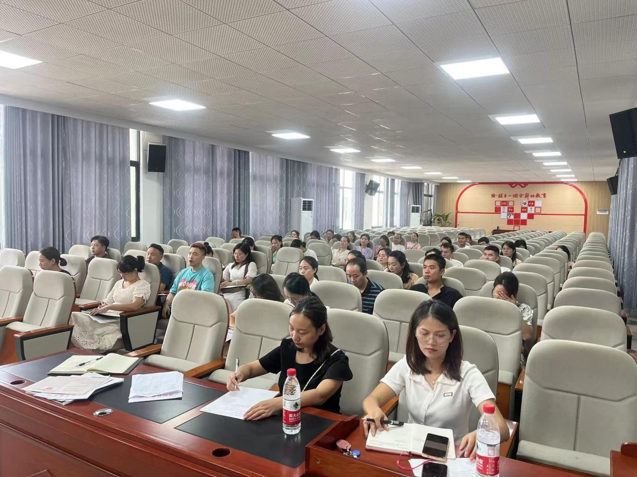 邵阳县：严格规范校外培训机构管理