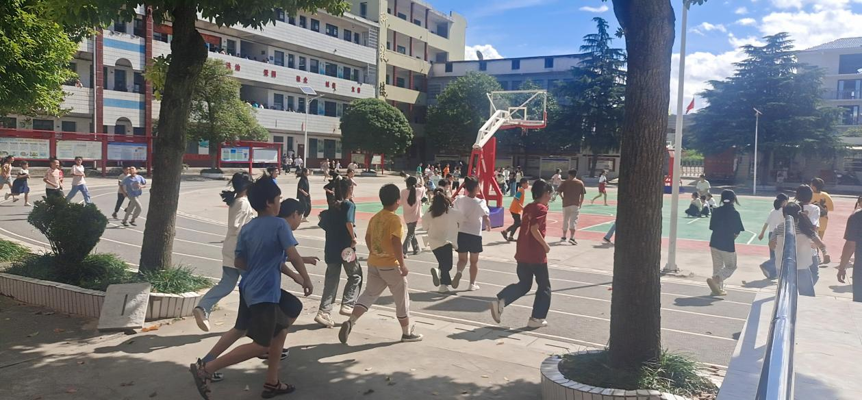 消防安全进校园 上好“开学第一课”