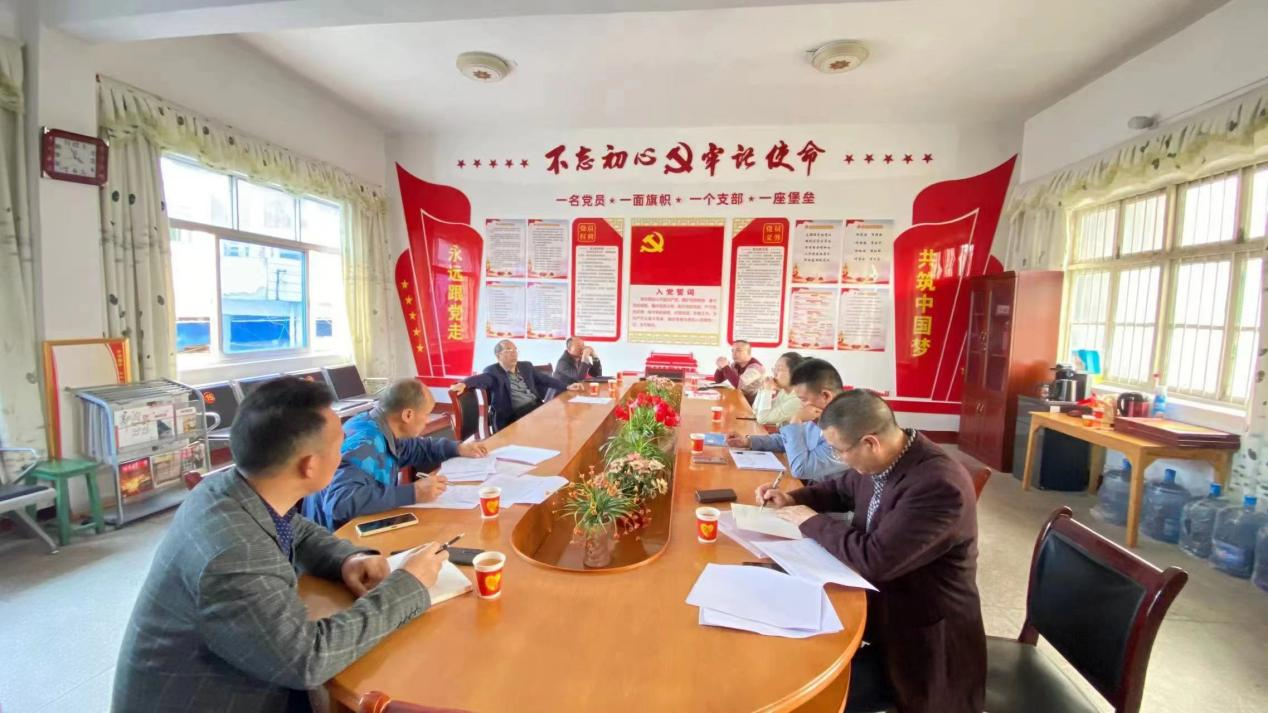 洞口县财政局、教育局对竹市镇中学开展学校公用经费专项检查工作