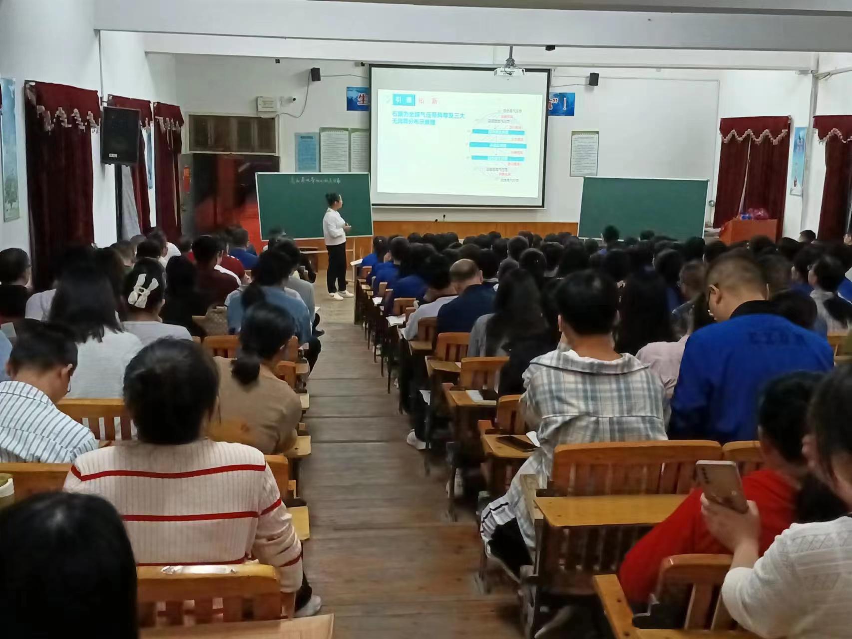 邵东七中：高擎质量发展大旗，持续推进“五低两高一提升”