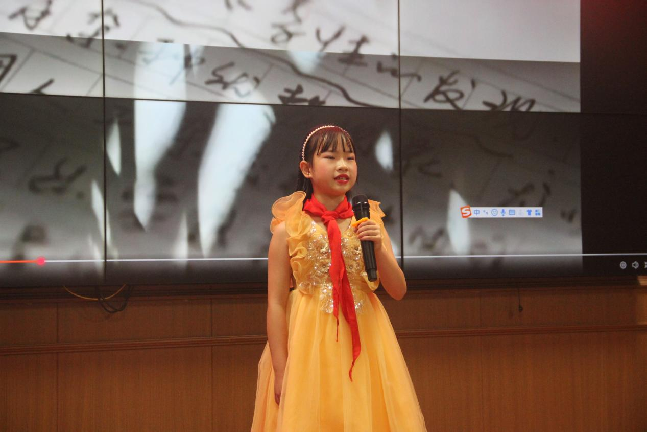 城区二小举行爱国主题演讲比赛