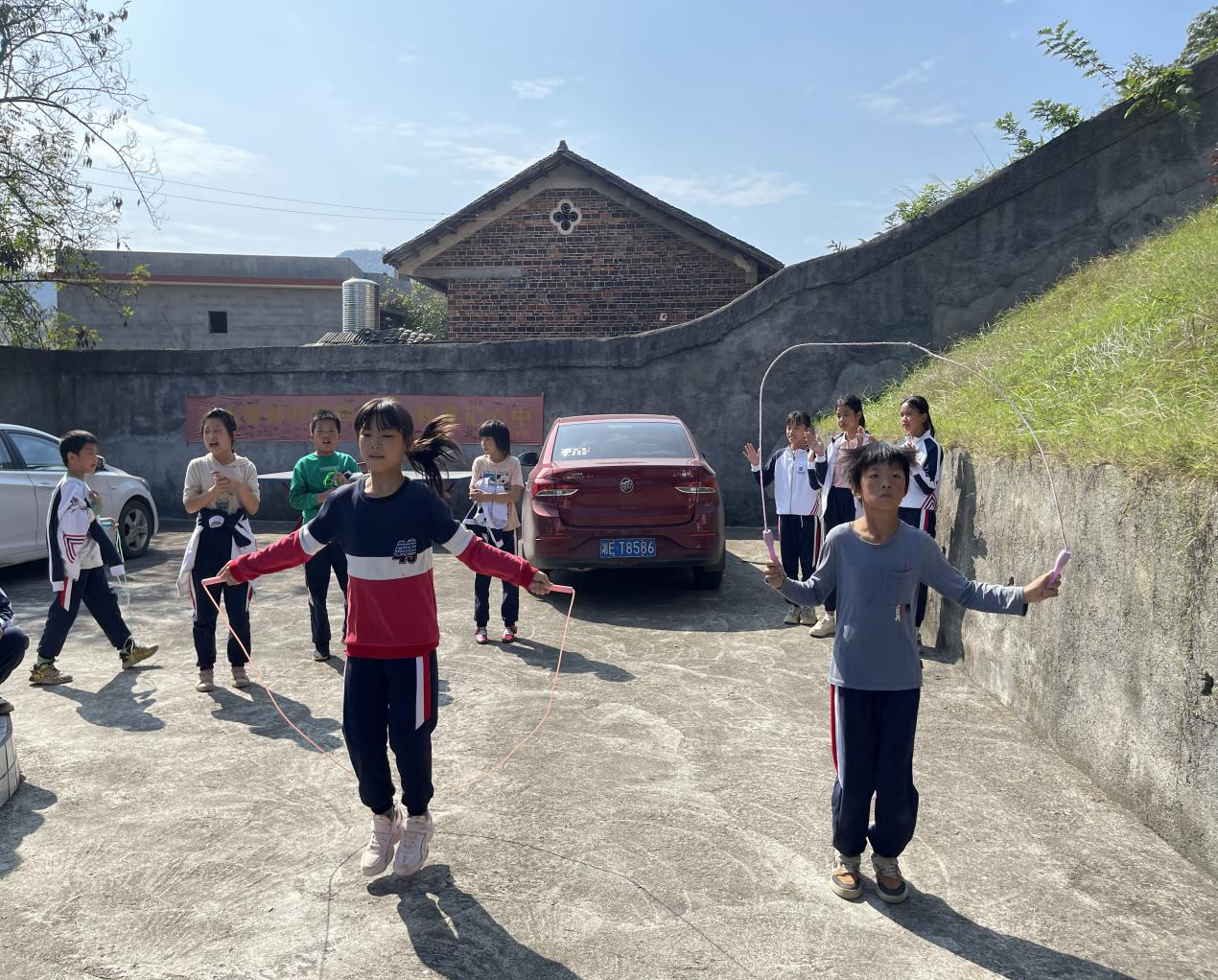 活力跳绳，情满三青