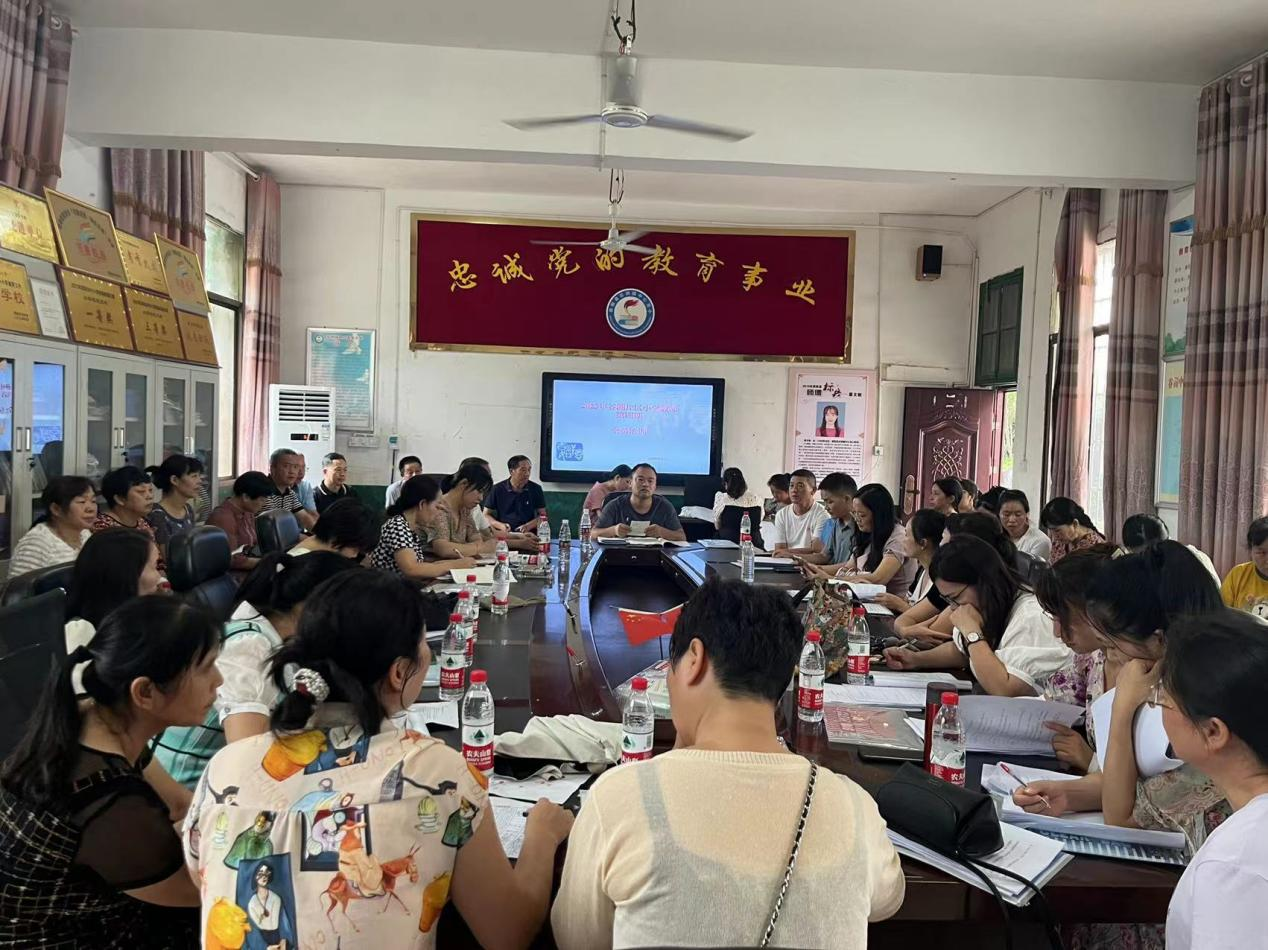 优化教育系统营商环境,提升教师发展加速度