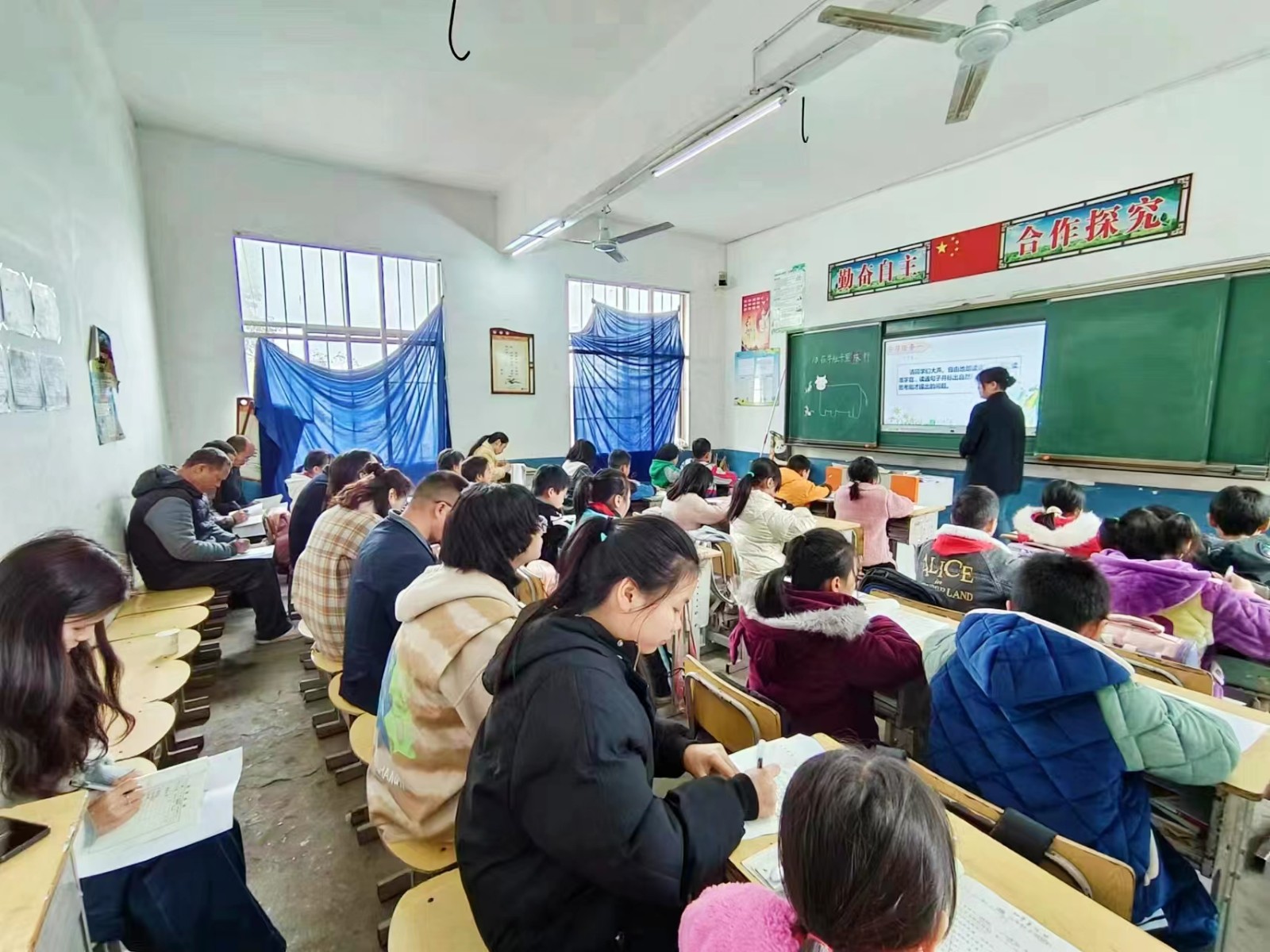 精准把脉明方向 聚焦课堂提实效