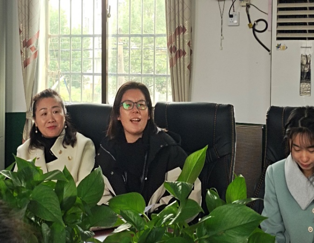 白仓镇中心学校开展联合教学视导活动（一） ——抓教师专业成长，促教育教学质量提升