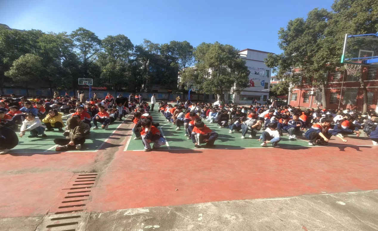 扎实演练 筑牢校园安全防线