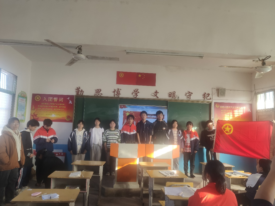 我心向团   燃烧青春