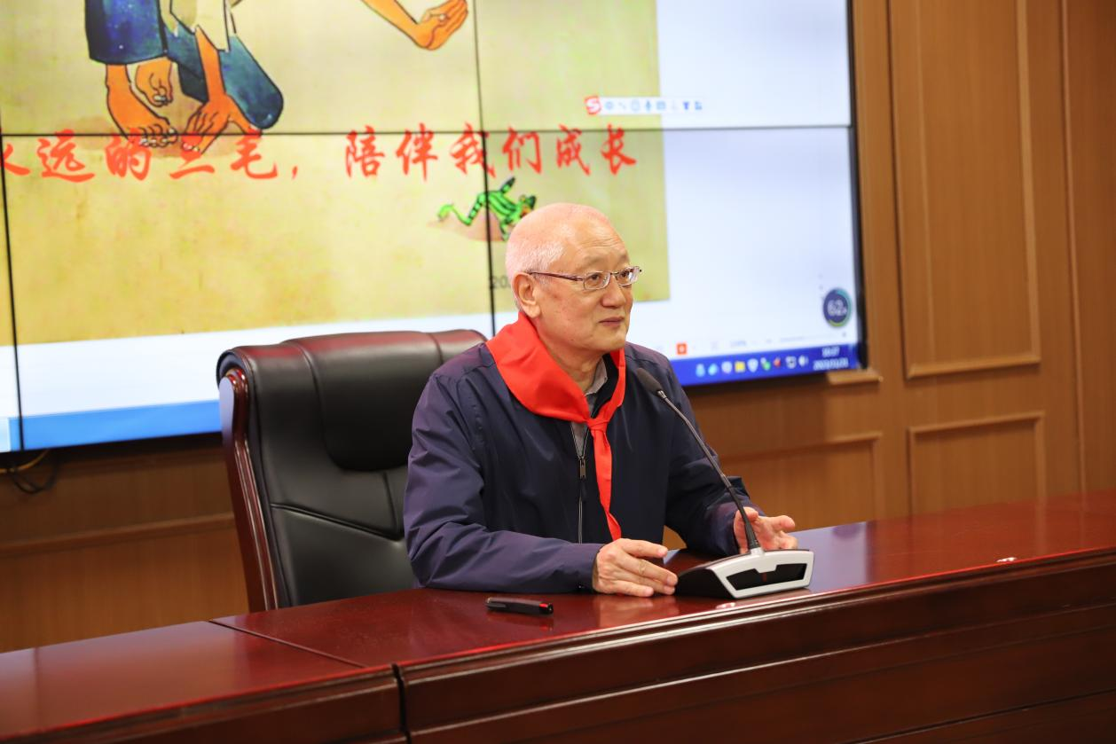 “三毛经典”系列讲座走进城区二小