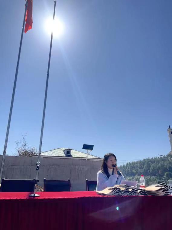 知不足而奋进，望远山而前行