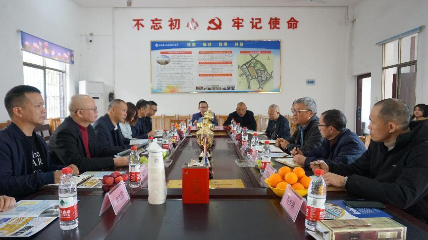 搭交流桥，为职业教育增值赋能 邵东市职业中专学校来访交流