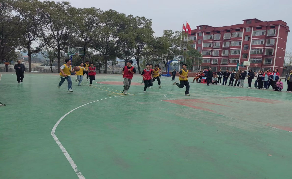 点燃激情  追“球”梦想