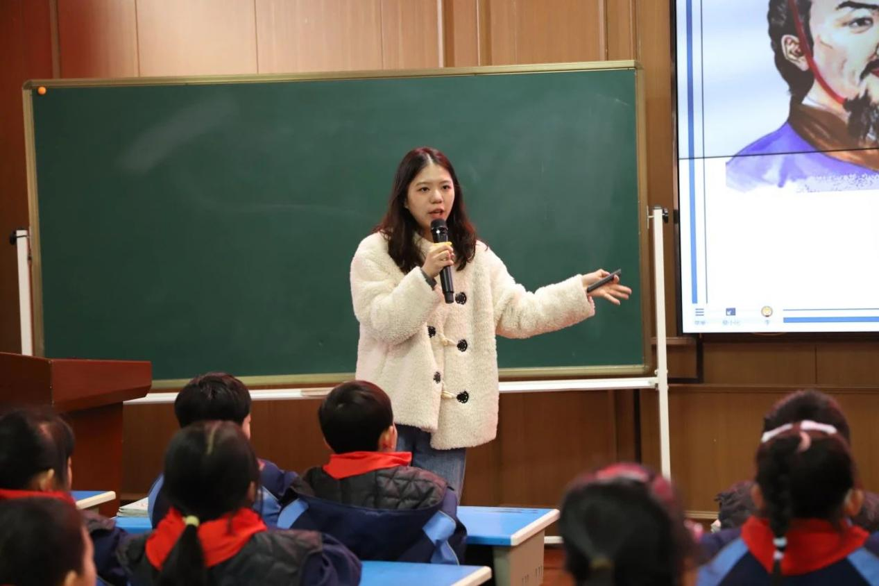 城区二小举行青蓝学院语文“菁优课”展示活动
