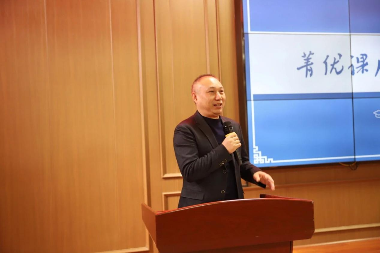 城区二小举行青蓝学院语文“菁优课”展示活动