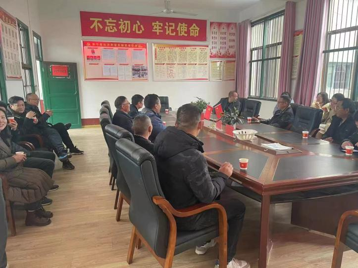 交流促奋进，携手共前行