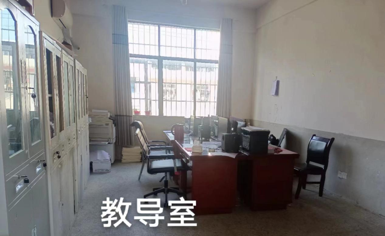 处一室温馨，育满园桃李