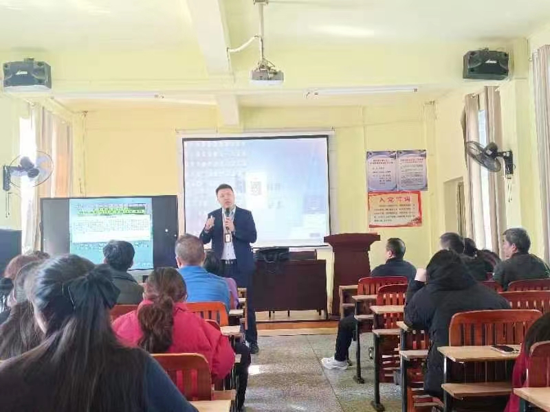 塘田市镇中心完全小学召开2023年今冬明春防火专题宣讲会