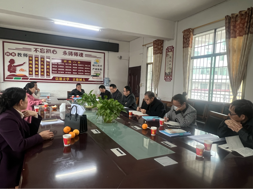 严谨细致抓常规，细化落实促提升