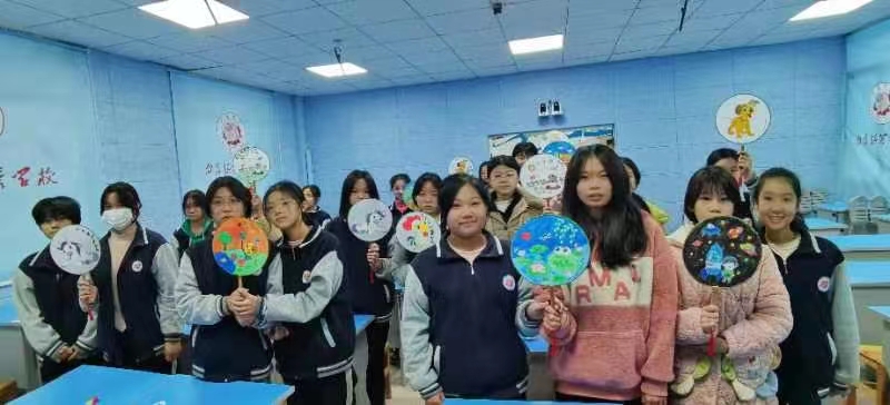 白仓镇芙蓉学校开展“1212真情关怀 温暖童心”关爱留守儿童主题教育